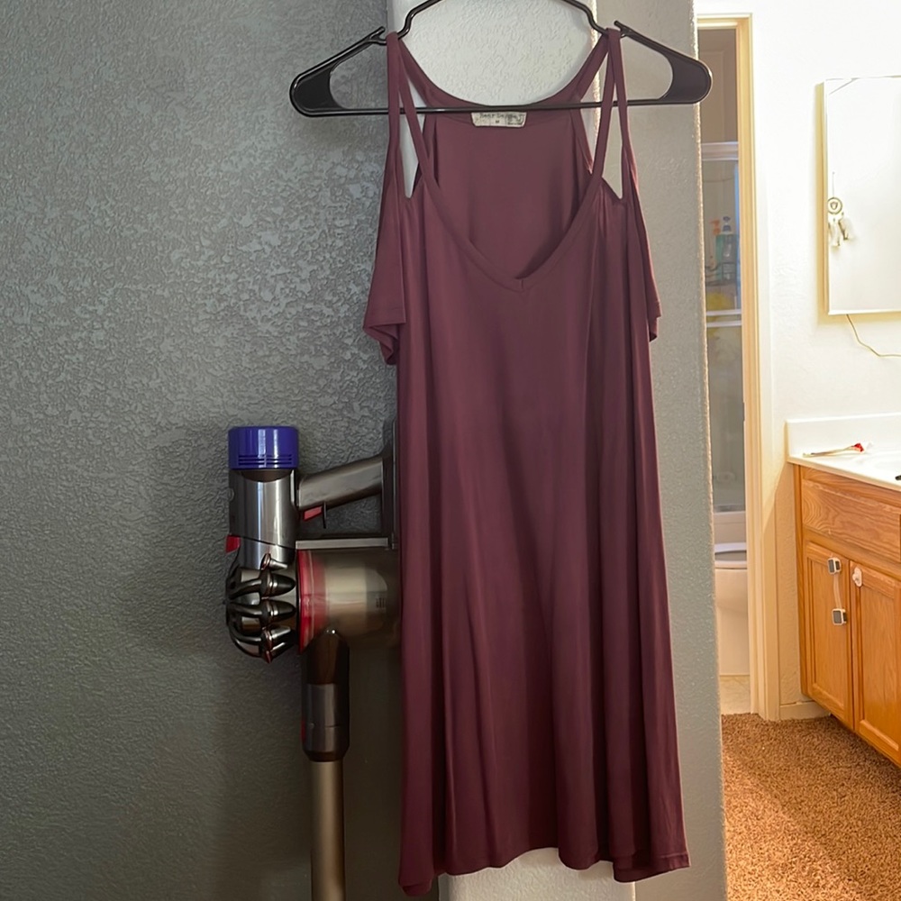 Short open sleeve dress